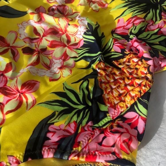 Zara yellow print cut-out bathing suit - Picture 3 of 5